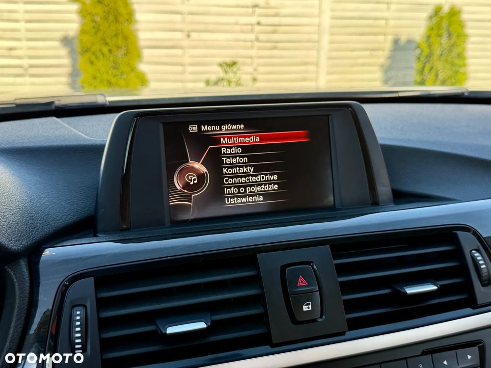 BMW Seria 3 316i - 14