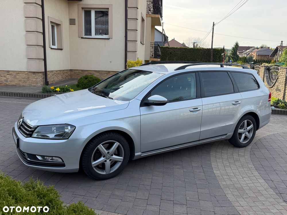 Volkswagen Passat 2.0 Blue TDI SCR Comfortline - 5