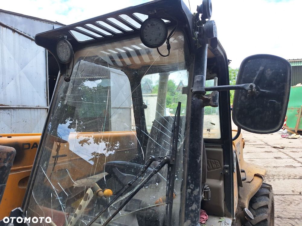 JCB 520-50 4X4 - 27