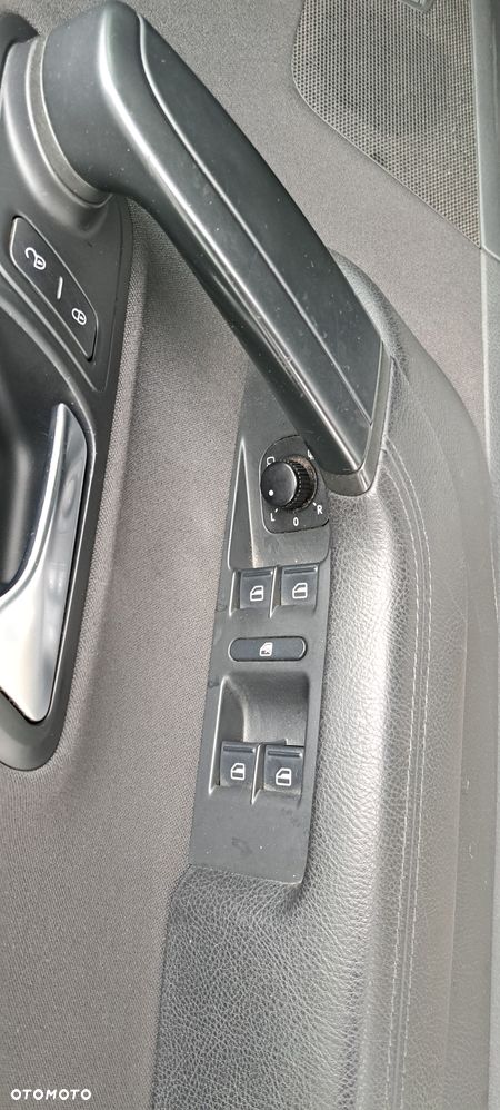Volkswagen Passat CC - 13