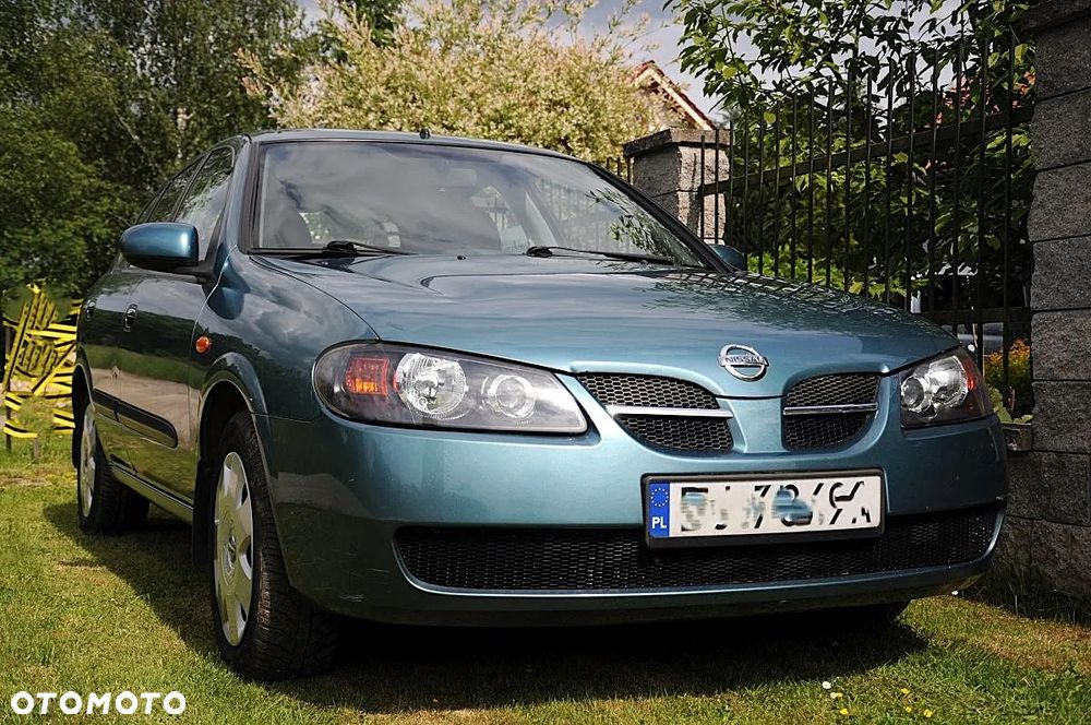 Nissan Almera 1.5 Visia + - 37