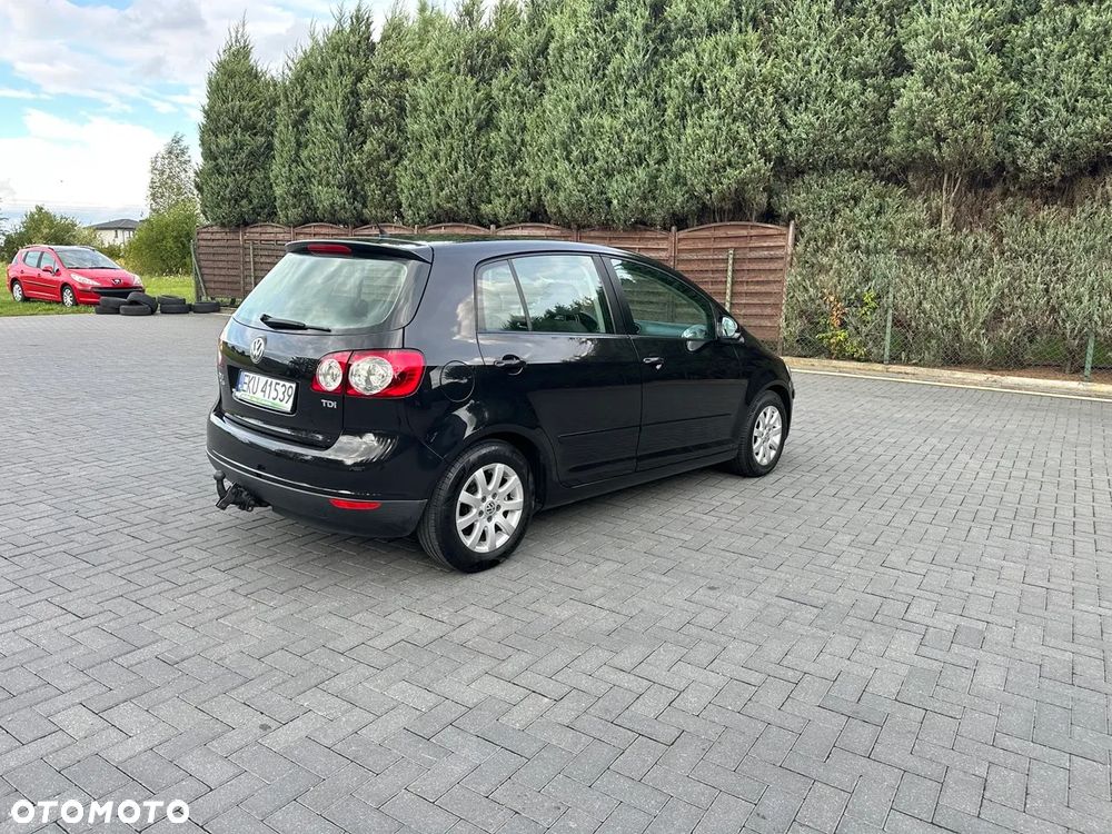 Volkswagen Golf Plus 1.9 TDI Sportline DSG - 17
