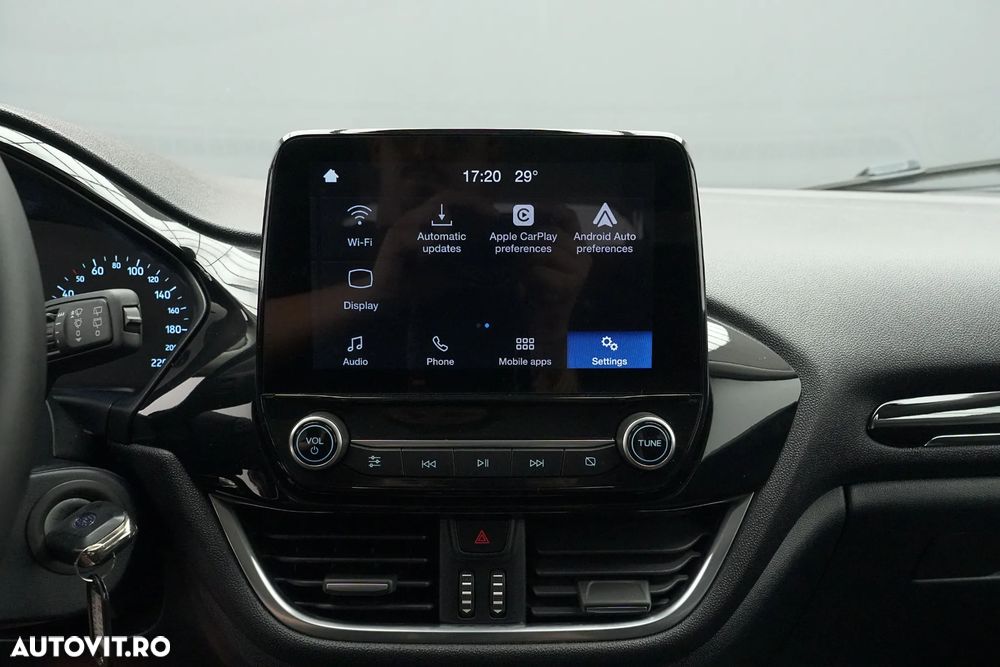 Ford Fiesta 1.1 S&S TITANIUM - 20