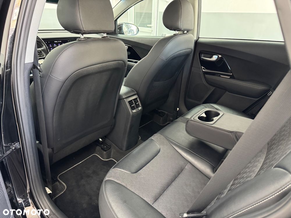 Kia Niro ver-1-6-gdi-hev-2wd-opf-spirit - 25
