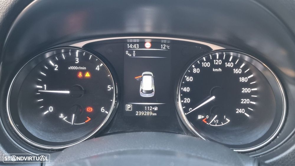 Nissan X-Trail 1.6 dCi 360 Xtronic - 16