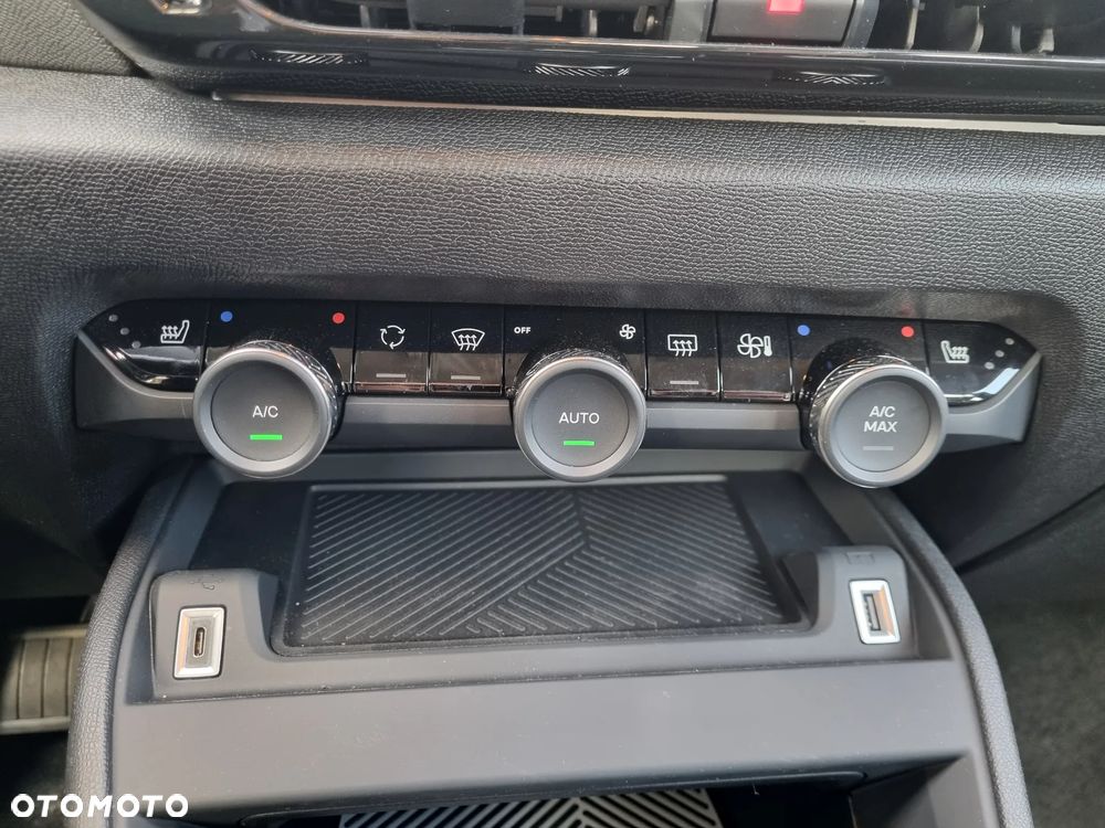 Citroën C4 1.2 PureTech Feel Pack S&S EAT8 - 16