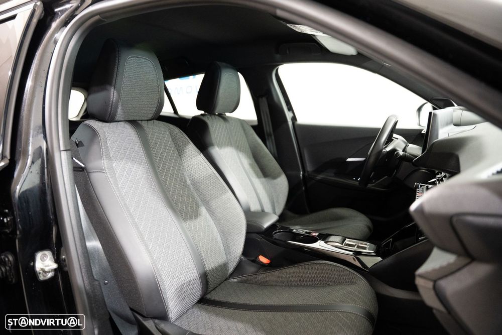 Peugeot e-2008 50 kWh Allure - 18