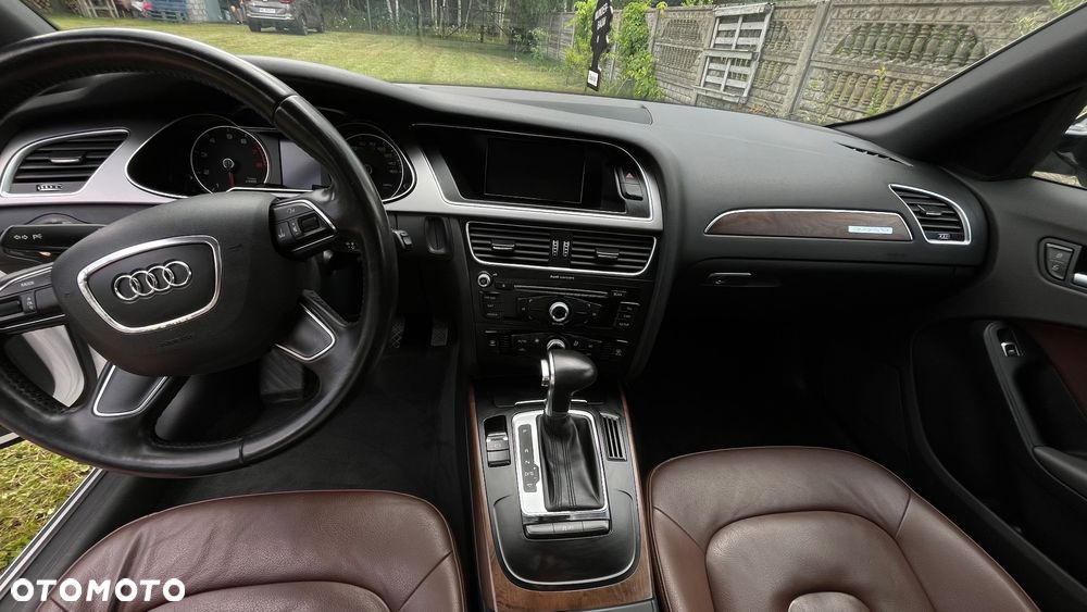 Audi A4 Limousine - 23