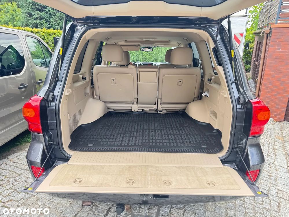 Toyota Land Cruiser - 15