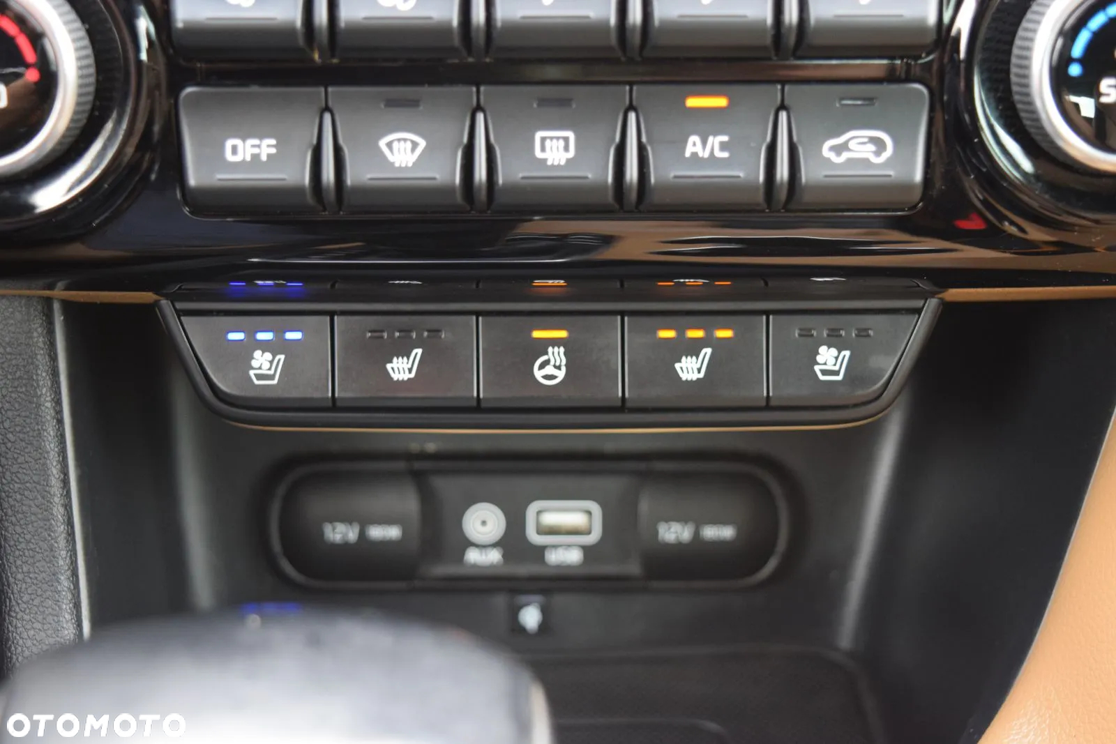Kia Sportage 2,0 CRDI AWD Platinum - 29
