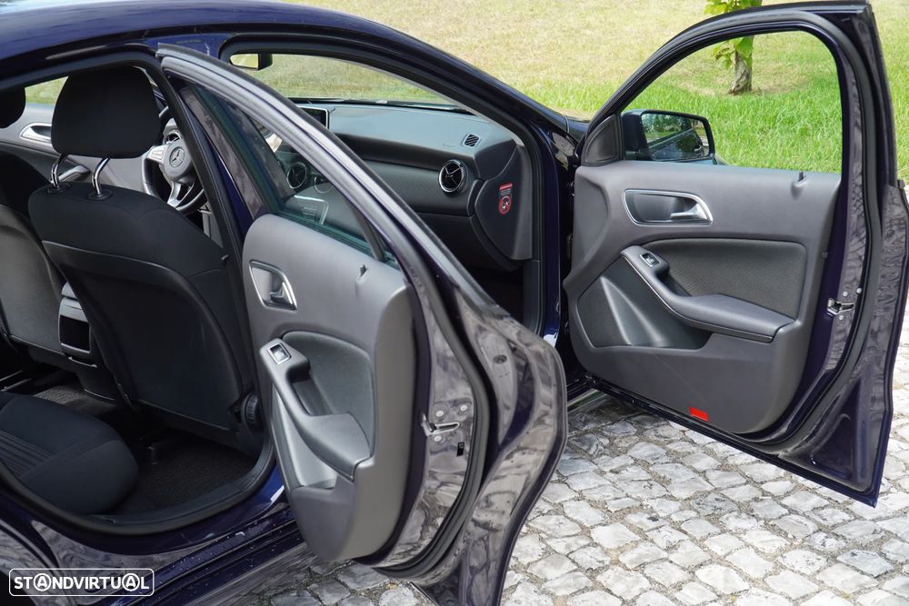 Mercedes-Benz A 180 - 11