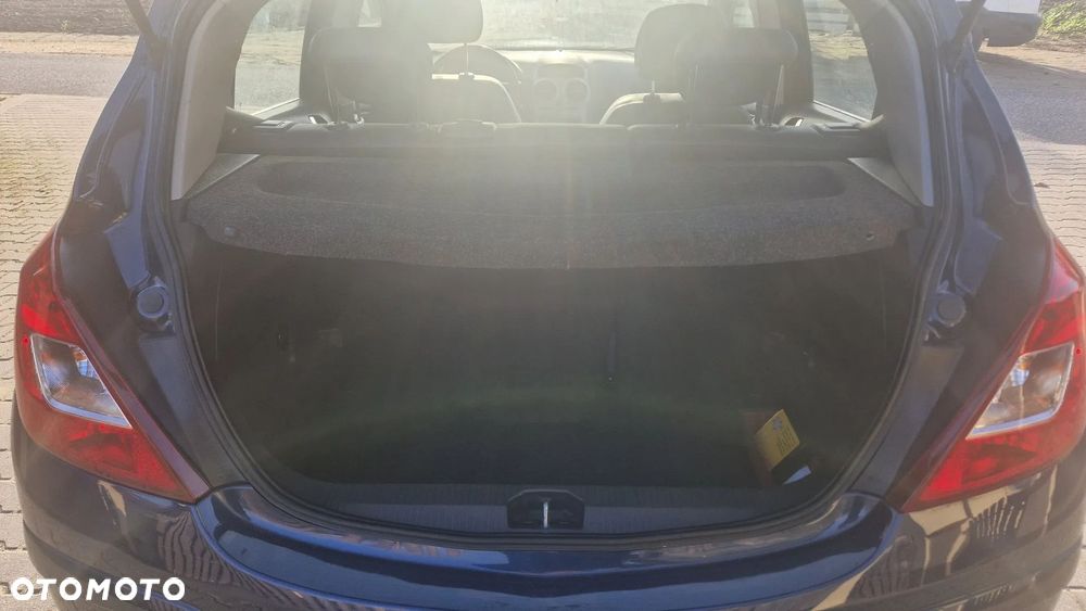 Opel Corsa - 12