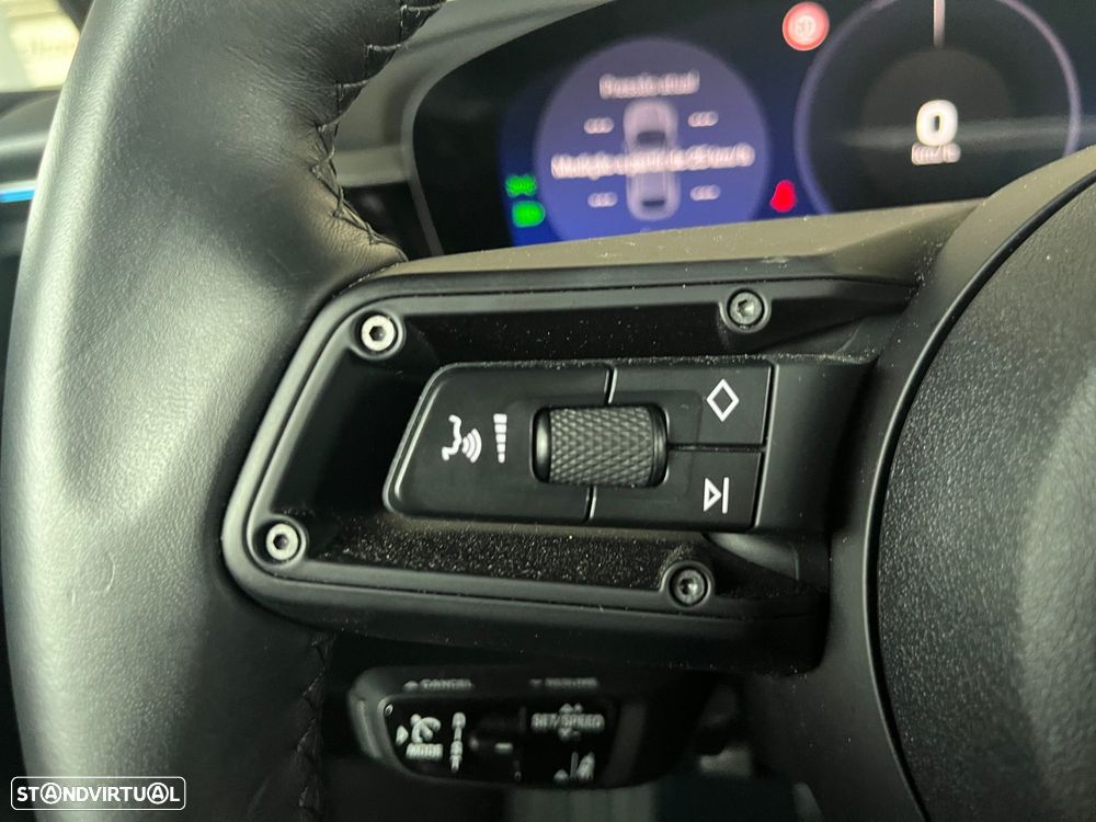 Porsche Macan Electric 4 - 26