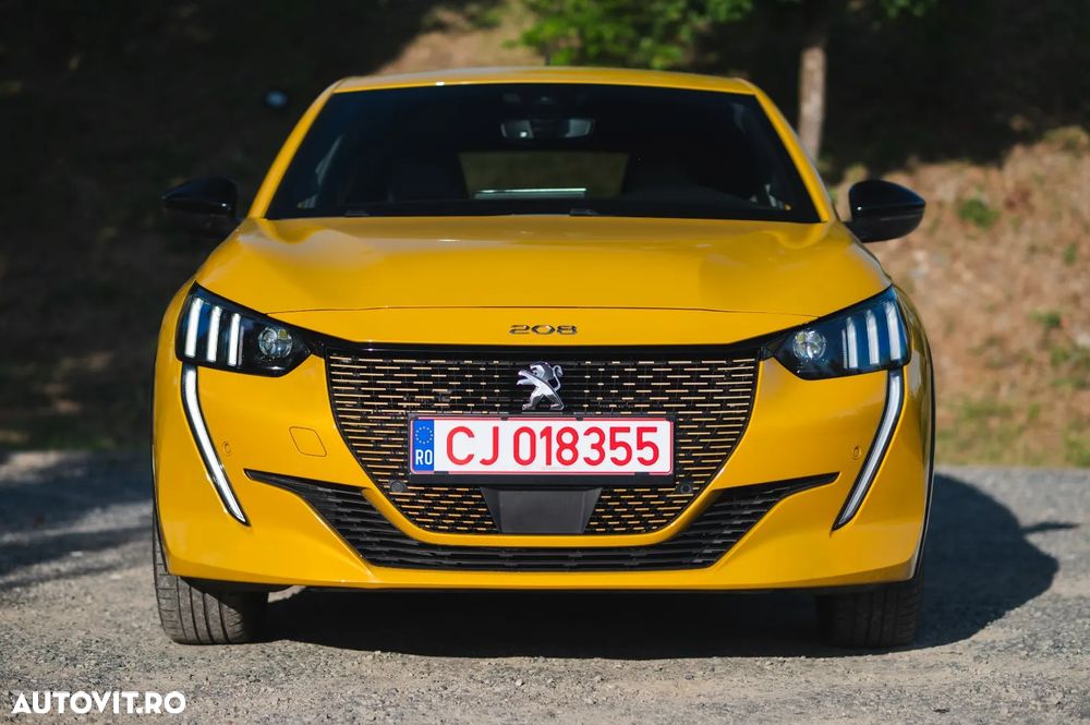 Peugeot 208 e-208 GT-Line - 14