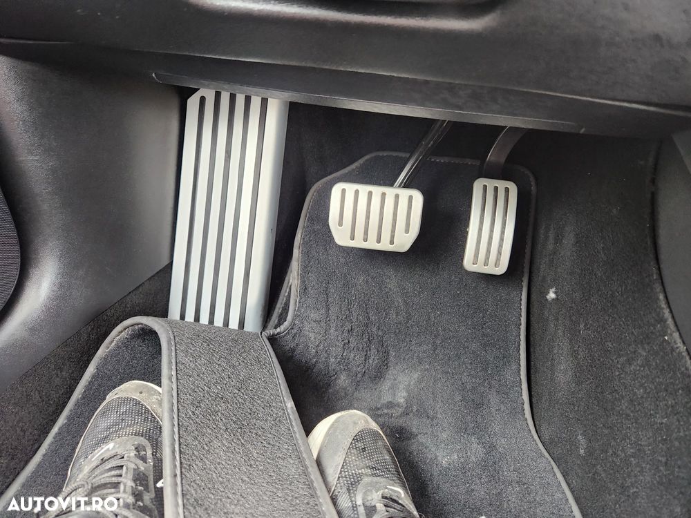 Tesla Model 3 Langstreckenbatterie Allradantrieb Dual Motor Performance - 15