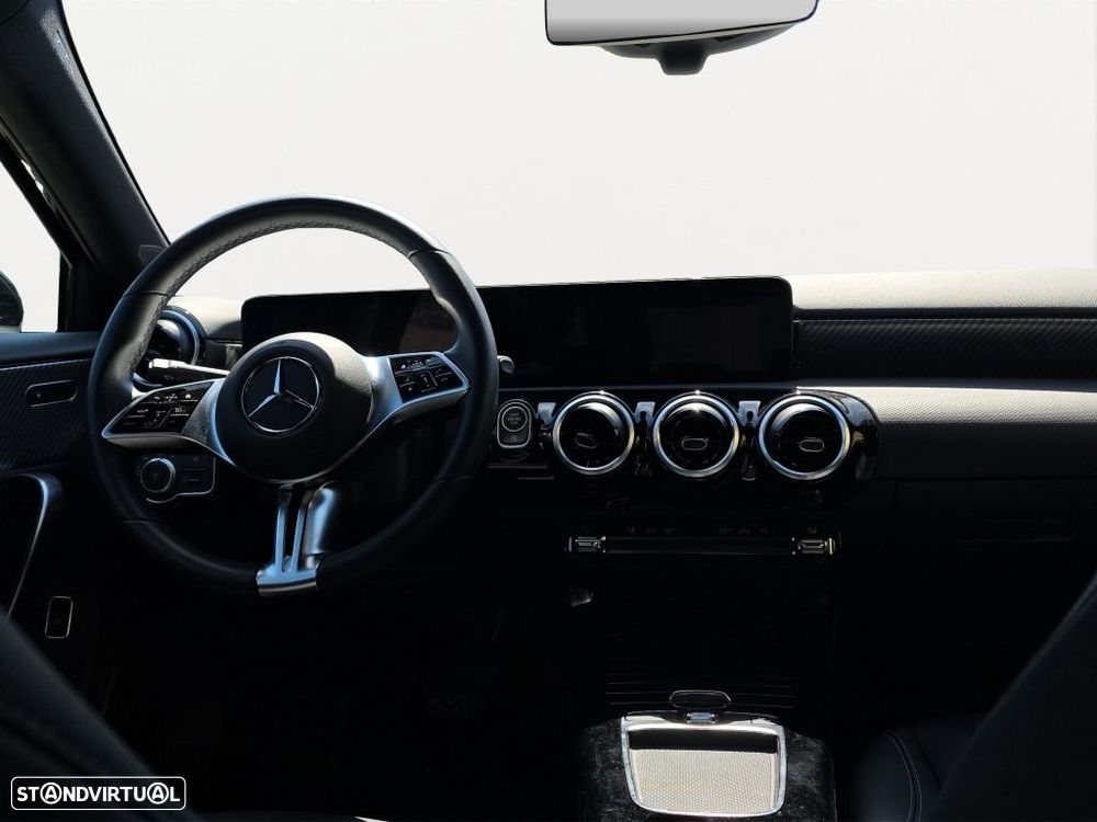 Mercedes-Benz A 180 Limousine d - 13