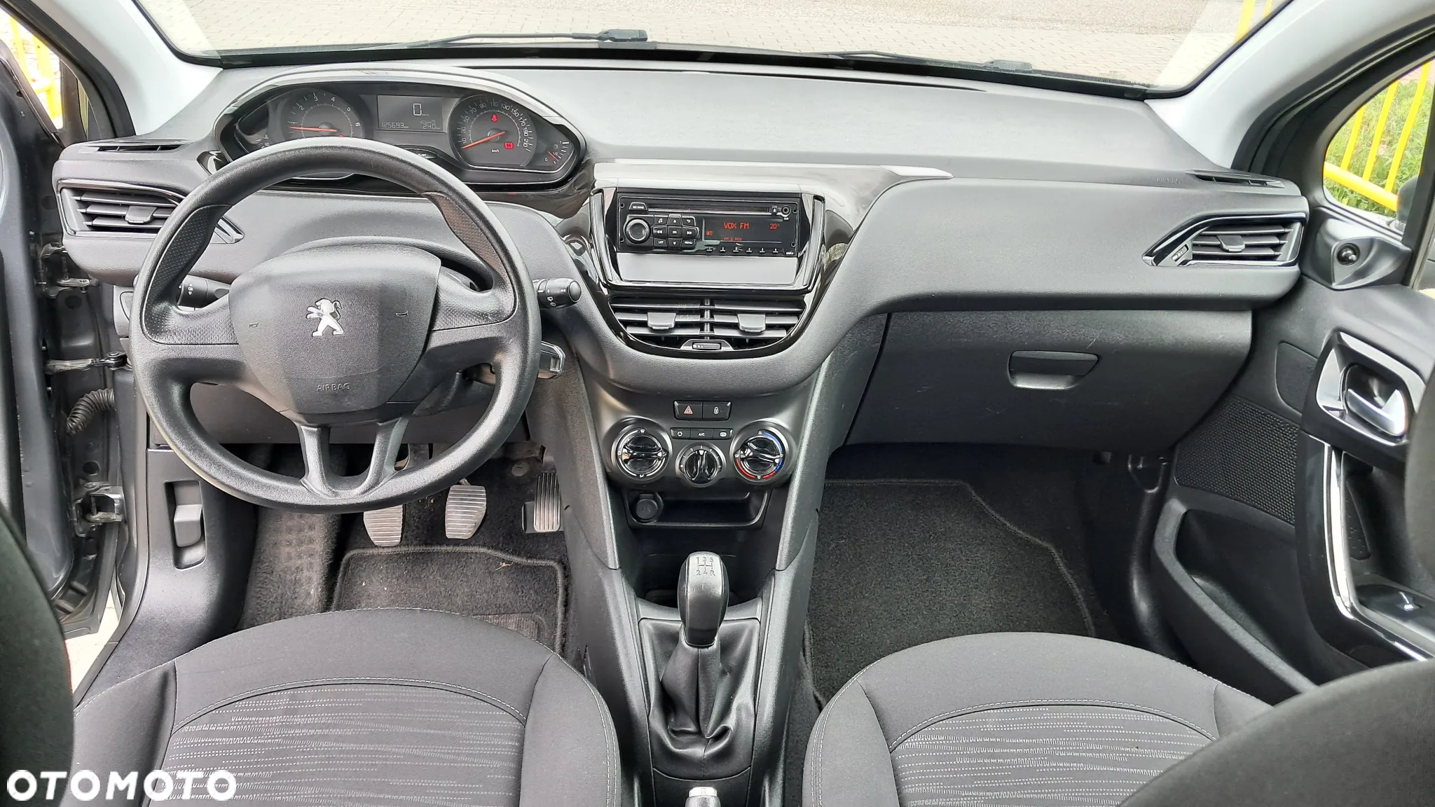 Peugeot 208 1.2 PureTech Access - 5