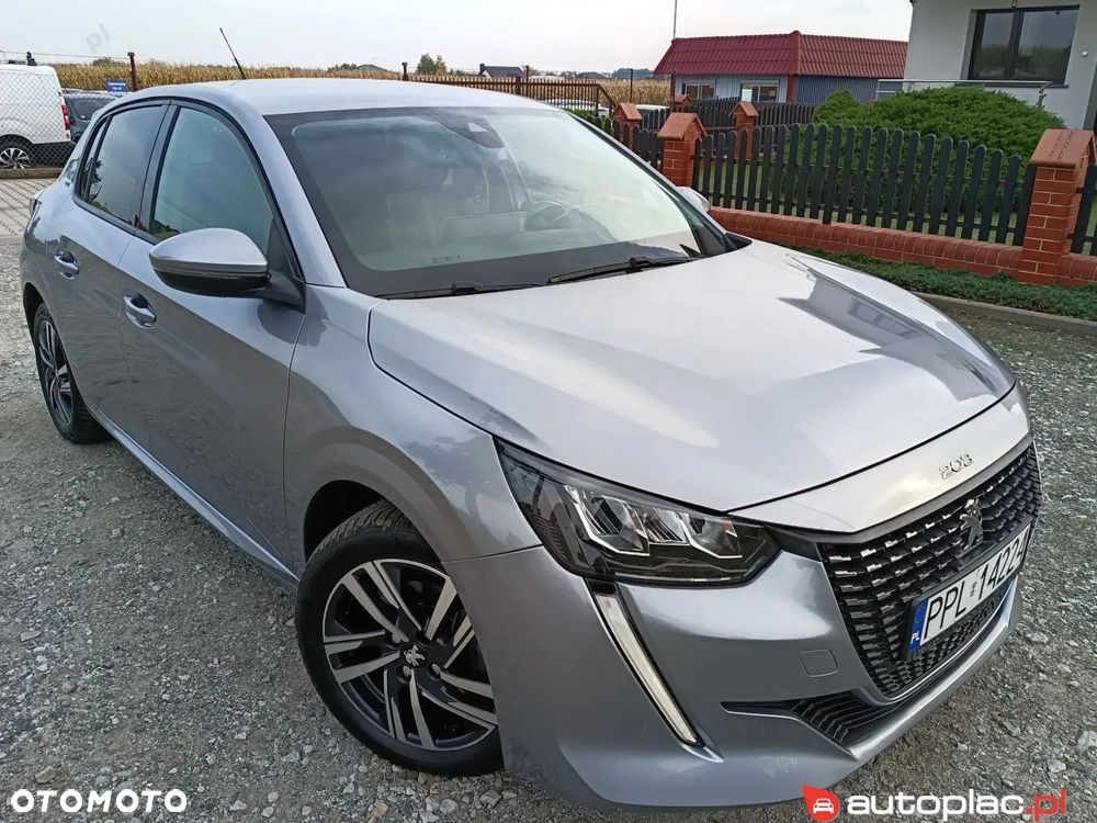 Peugeot 208 - 3