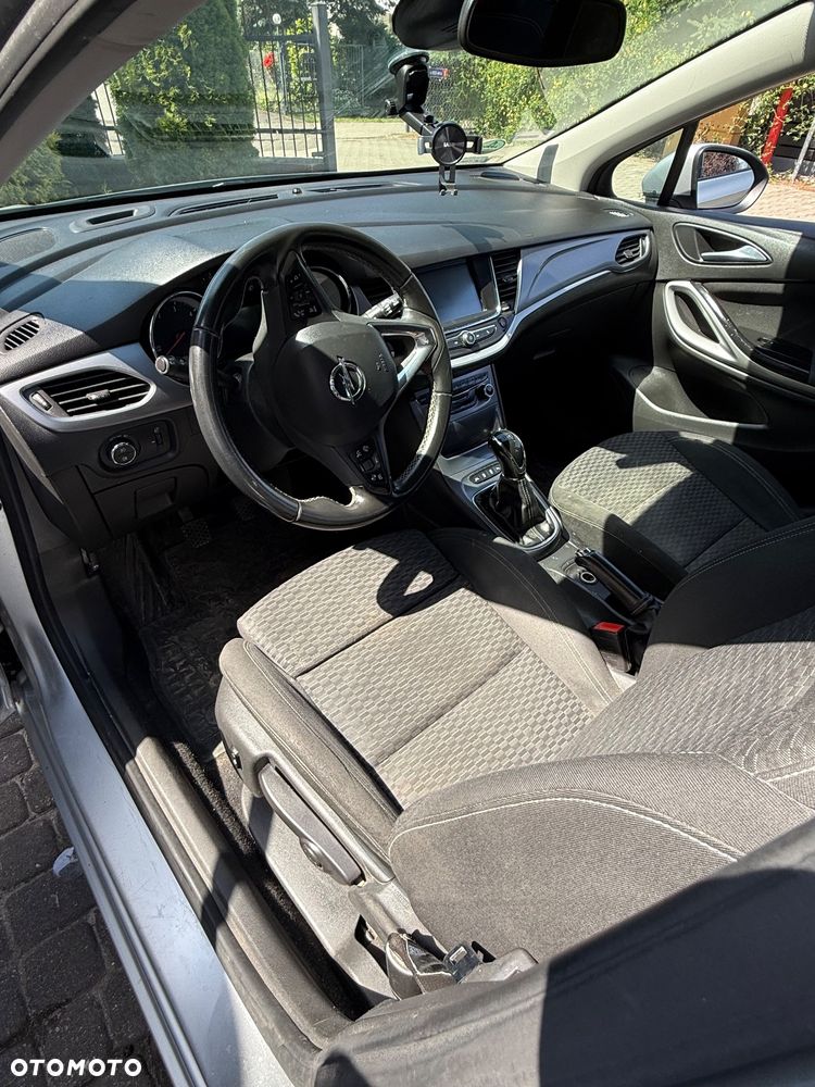 Opel Astra 1.6 CDTI Sport - 9