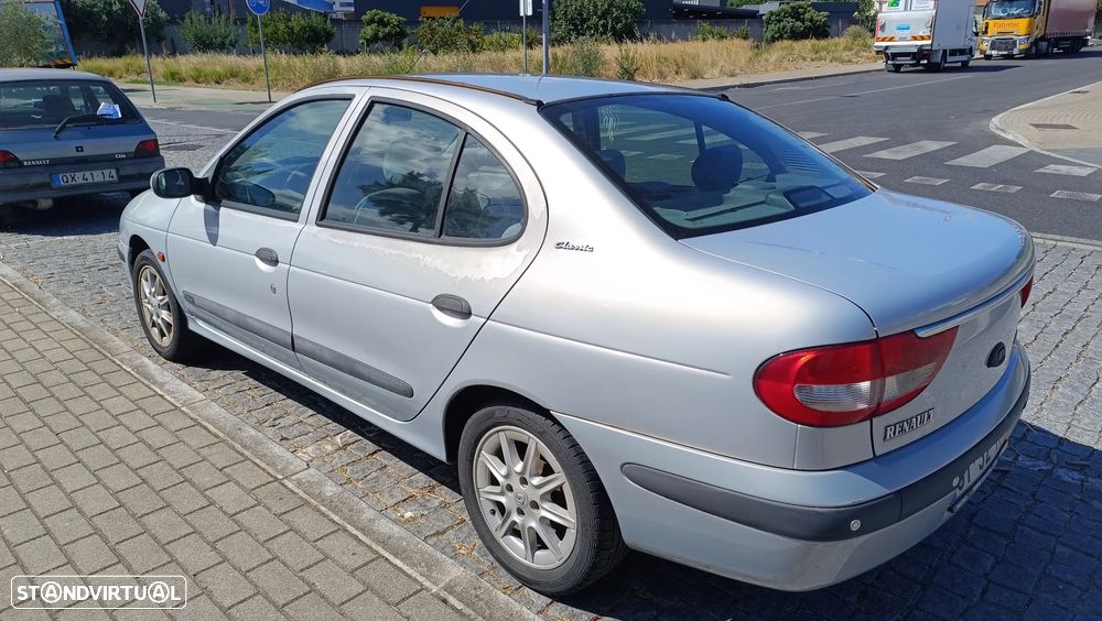 Renault Mégane Classic 1.4 16V RTE AC — fotografia 4