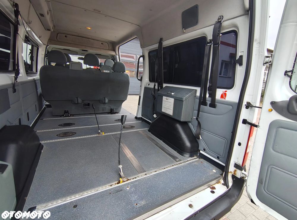 Ford Transit - 16