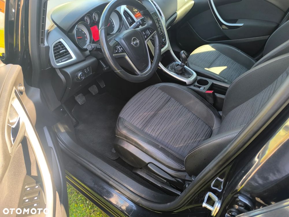 Opel Astra 1.4 Turbo ENERGY - 10