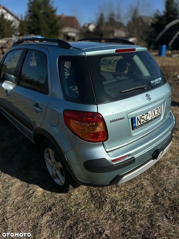 Suzuki SX4 1.6 GLX / Comfort - 9