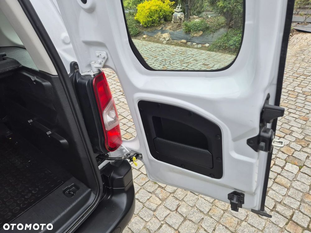 Peugeot Rifter PureTech 110 L1 Active Pack - 13