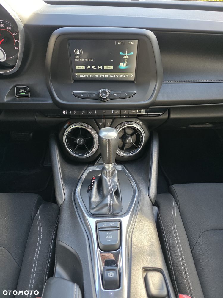 Chevrolet Camaro 2.0 - 10