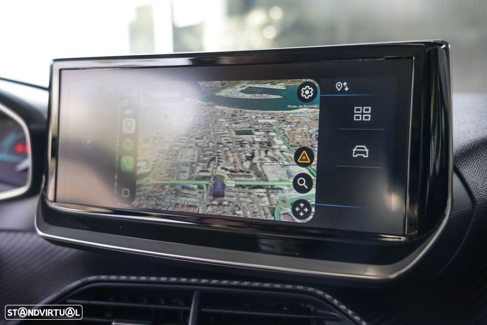 Peugeot 208 1.2 Hybrid Allure e-DCS6 - 38