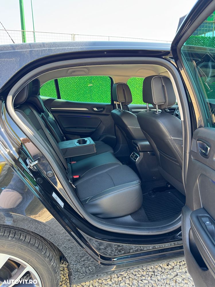 Renault Megane ENERGY dCi 130 BOSE EDITION - 13