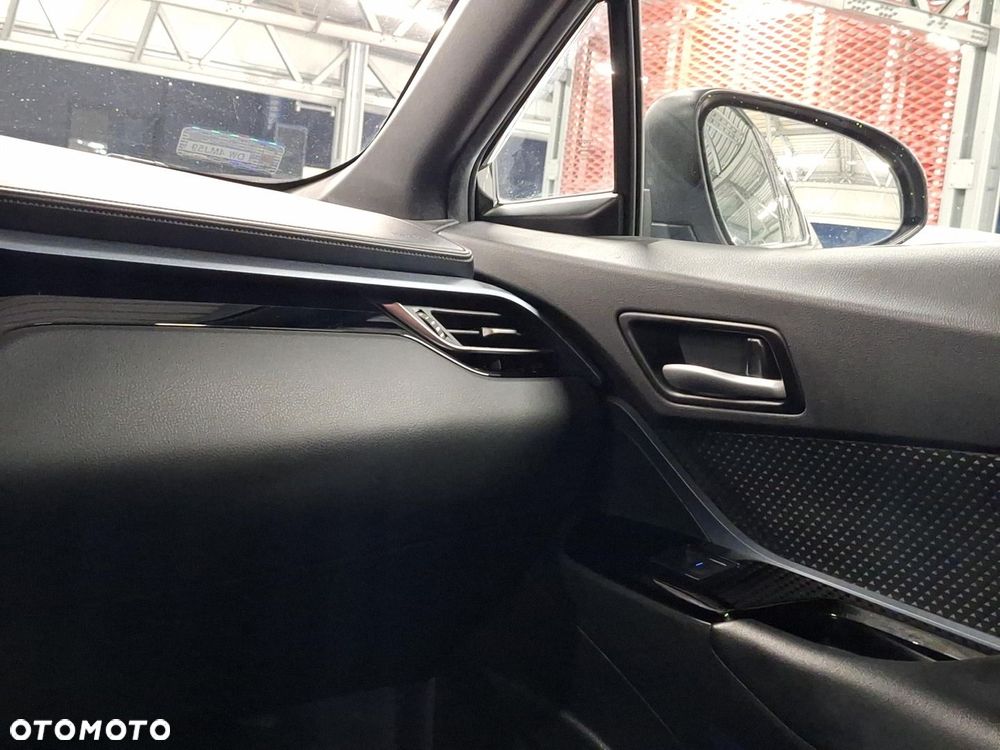 Toyota C-HR 1.2 T Style - 19