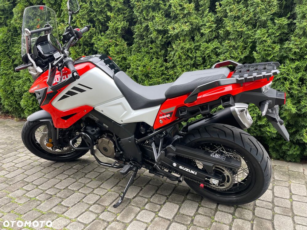 Suzuki DL - 3