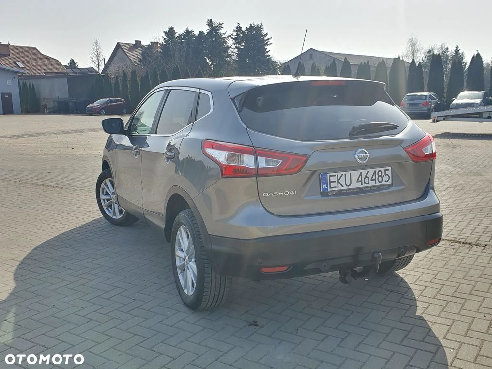 Nissan Qashqai - 11