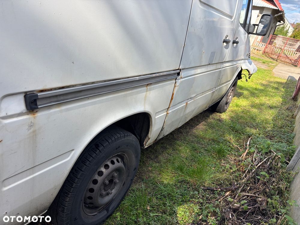 Mercedes-Benz sprinter - 40