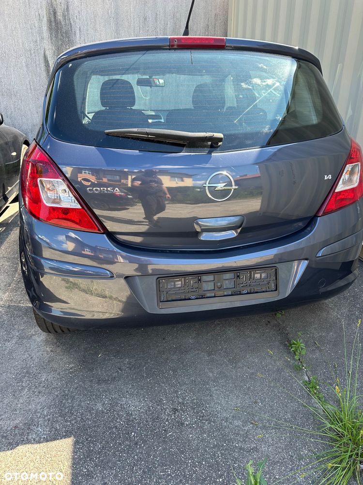 Opel Corsa 1.4 16V Automatik Catch me - 3