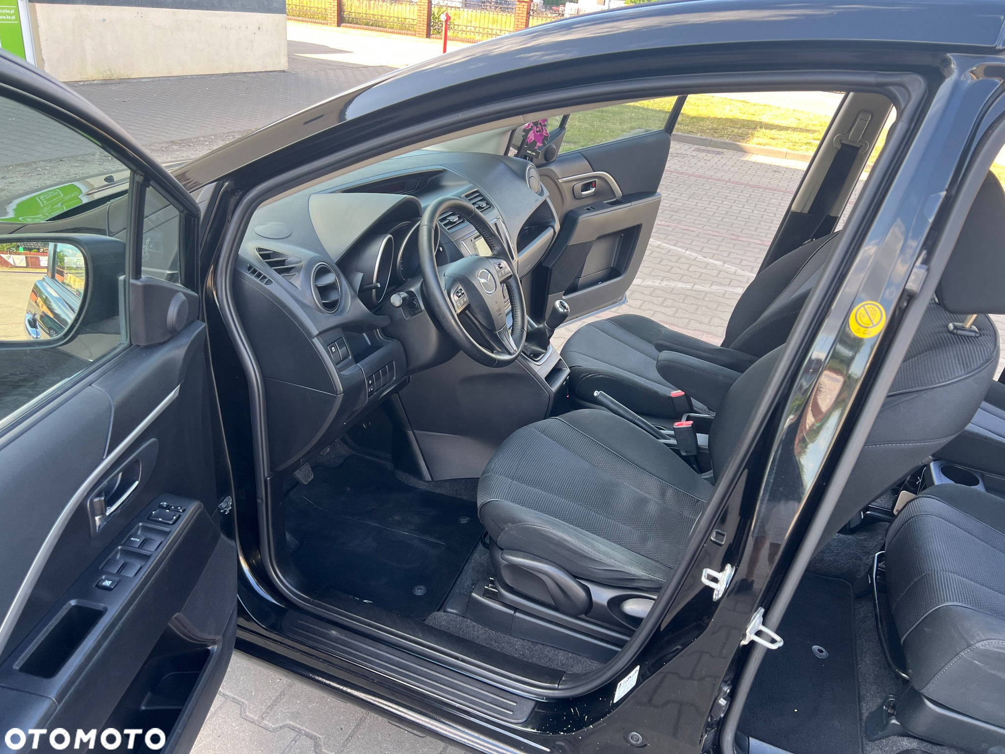 Mazda 5 1.8 Exclusive + - 21