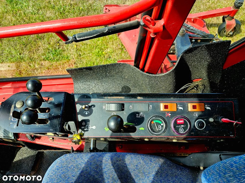 John Deere GROUNDSMASTER 4000D - 9