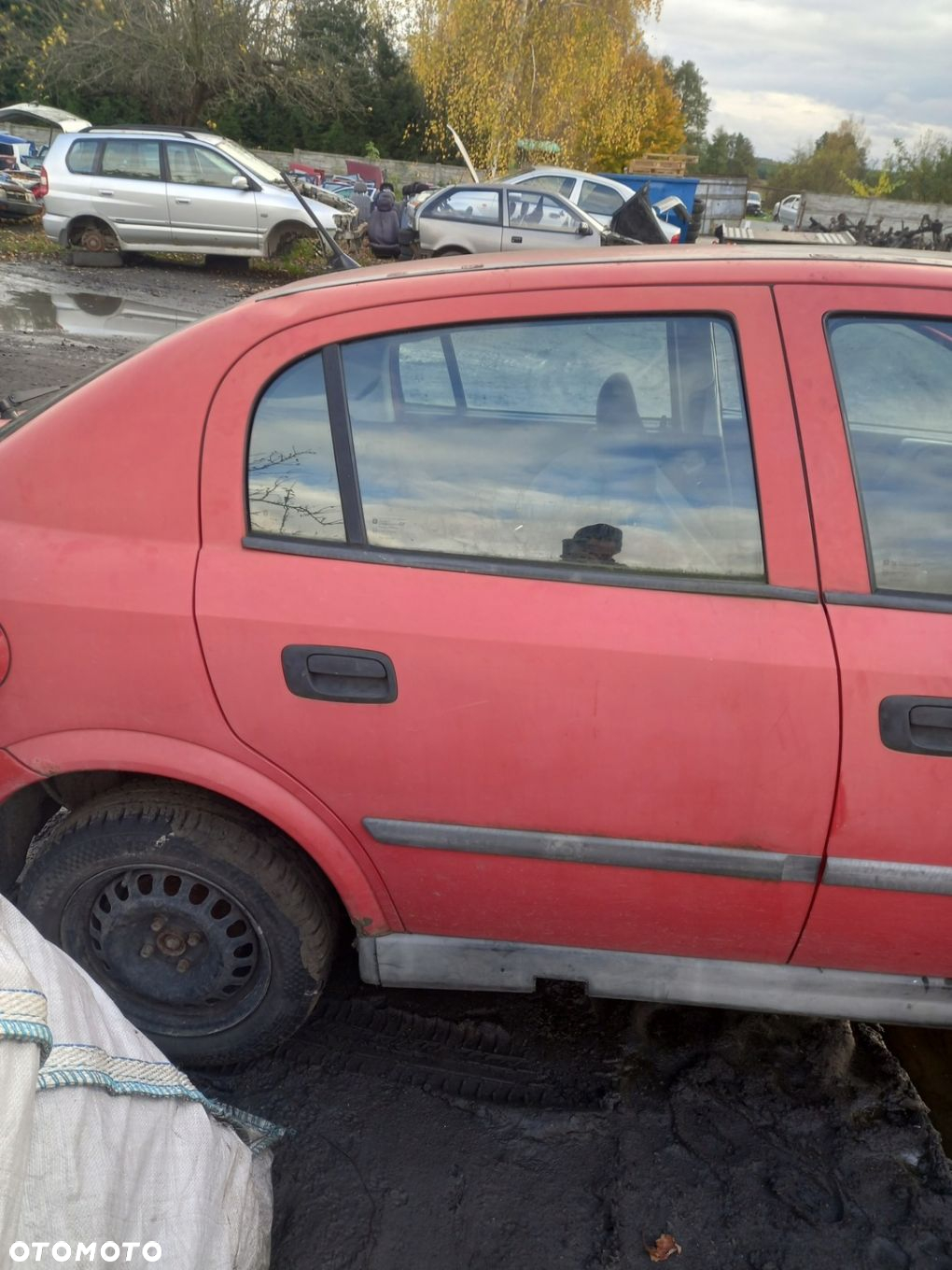 SZYBA Z Drzwi prawe przednie Opel astra G II 2001r Y 547 - 12
