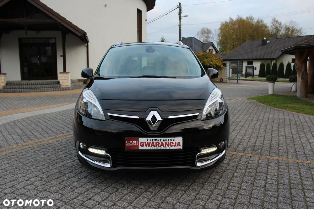 Renault Grand Scenic dCi 160 Bose Edition - 11