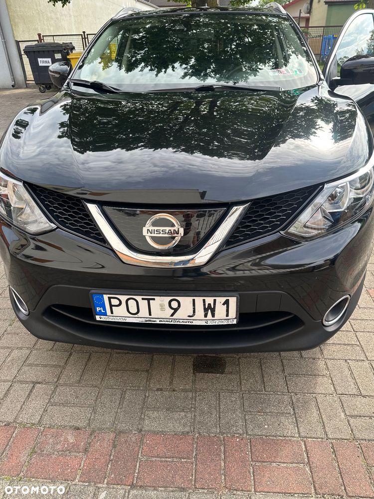 Nissan Rogue - 1
