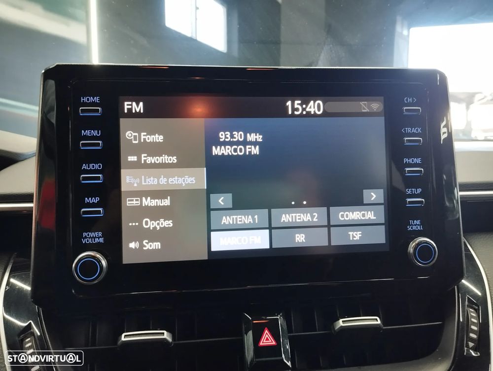 Toyota Corolla 1.8 Hybrid Comfort - 26