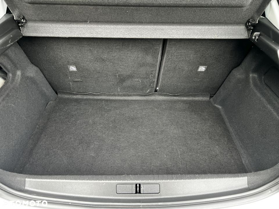 Opel Corsa 1.2 Direct Injection Turbo - 11