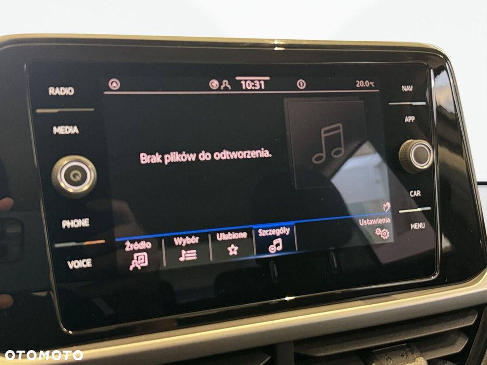 Volkswagen T-Roc - 26