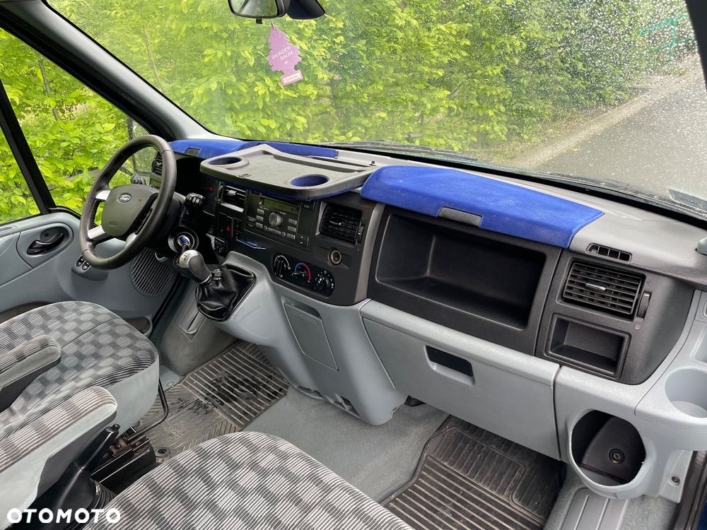 Ford Transit - 10