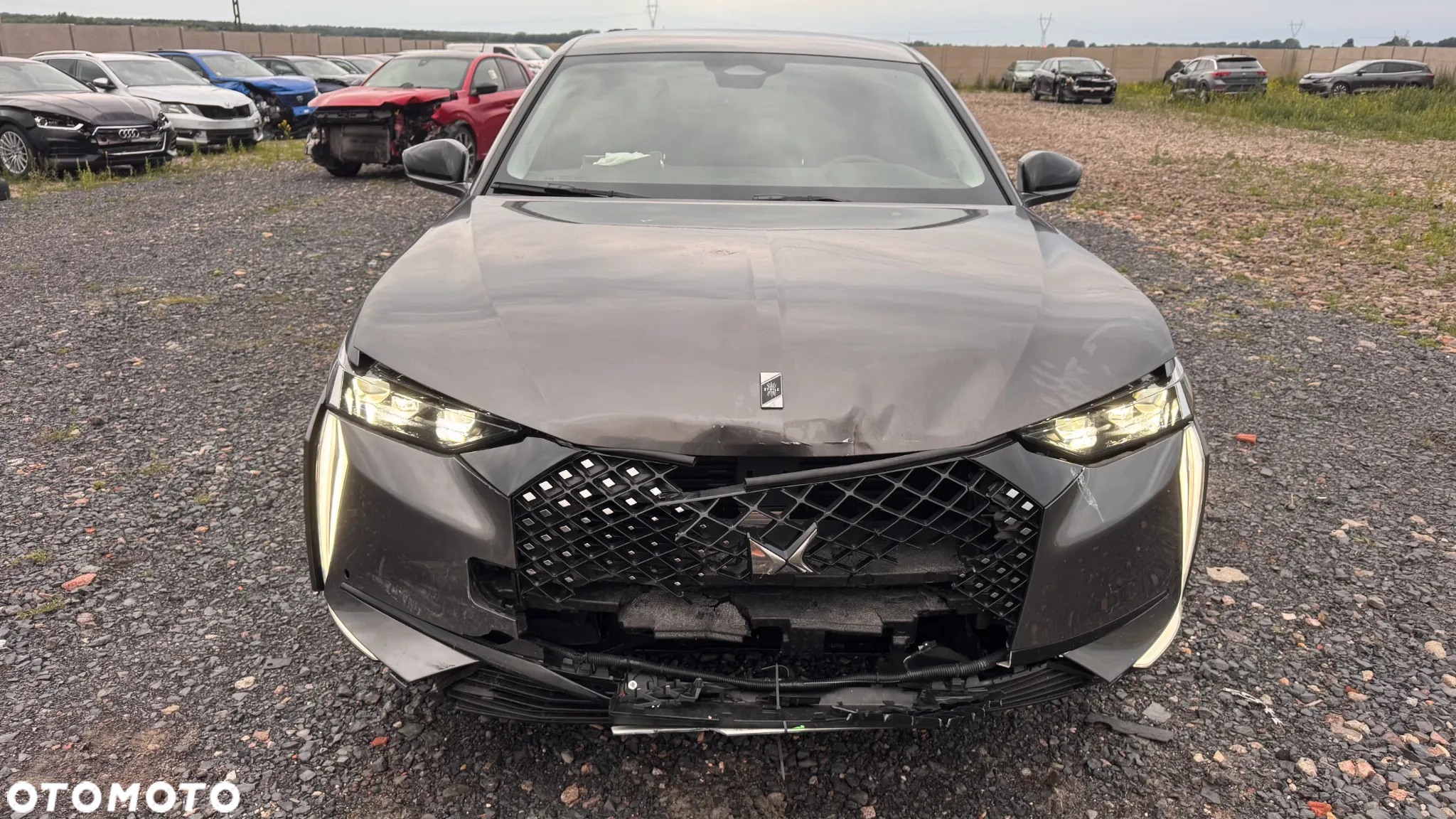 DS Automobiles DS 4 1.5 BlueHDi Étoile Alcantara - 8