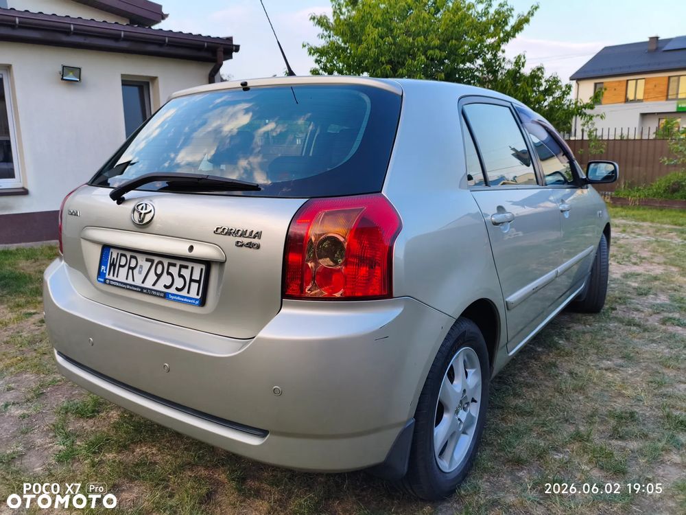 Toyota Corolla - 7