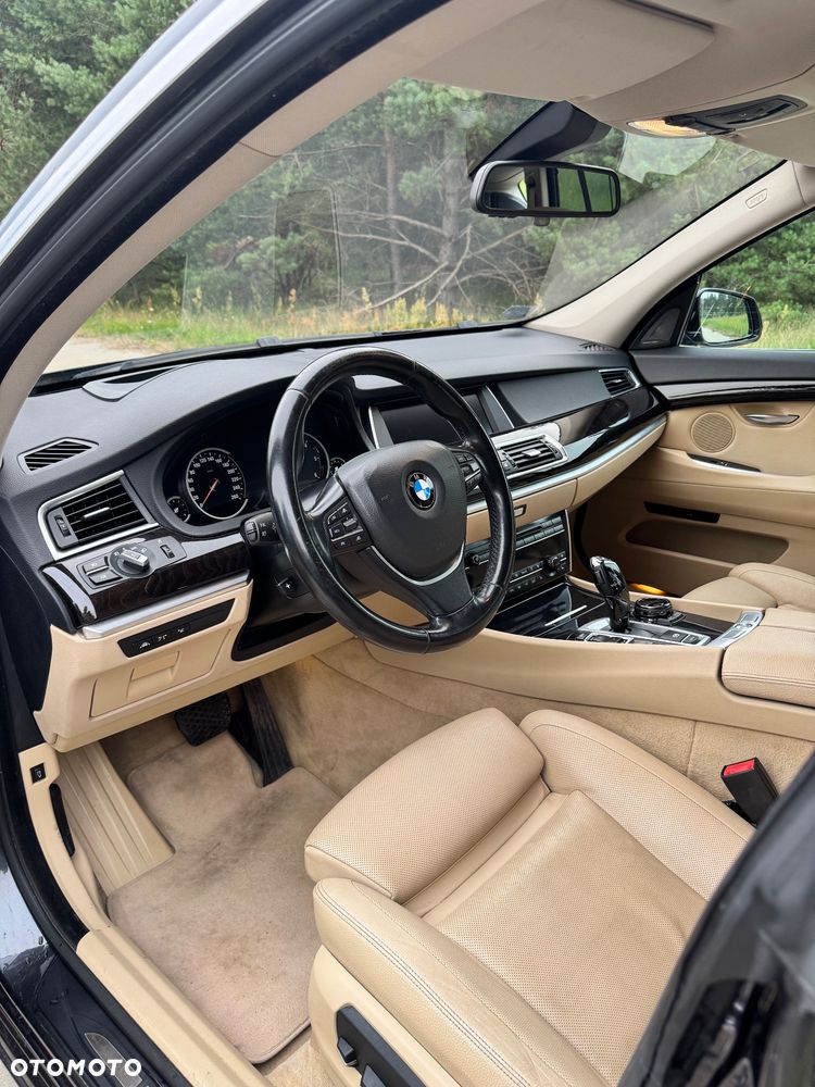 BMW 5GT 530d xDrive - 8