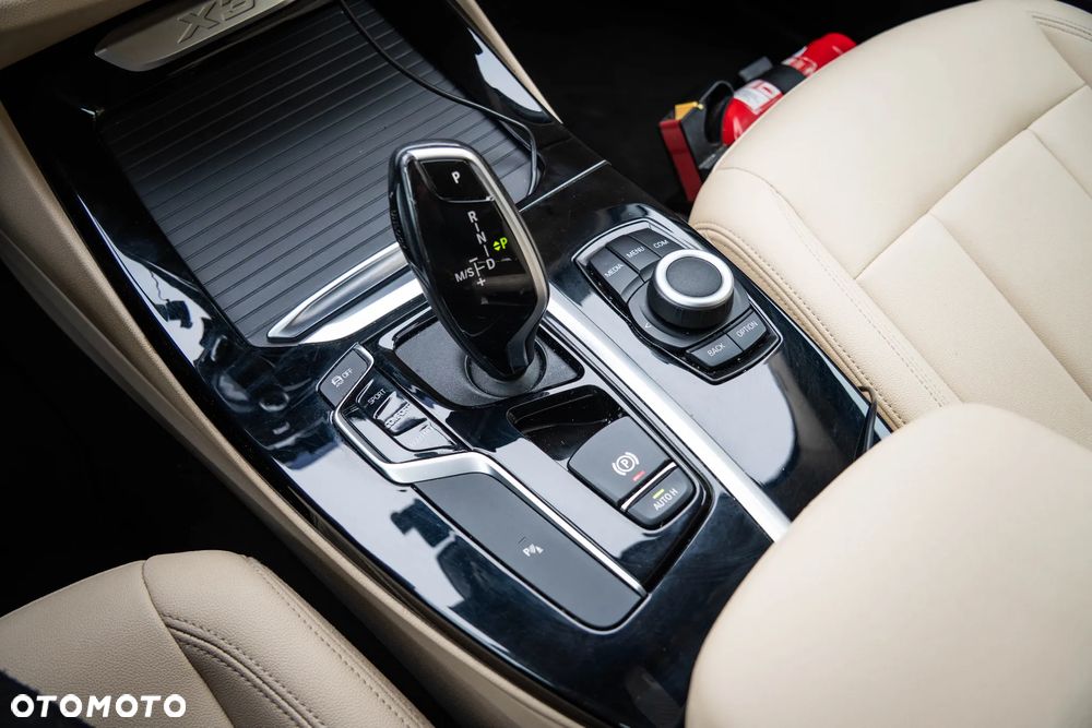 BMW X3 sDrive18d Advantage - 33