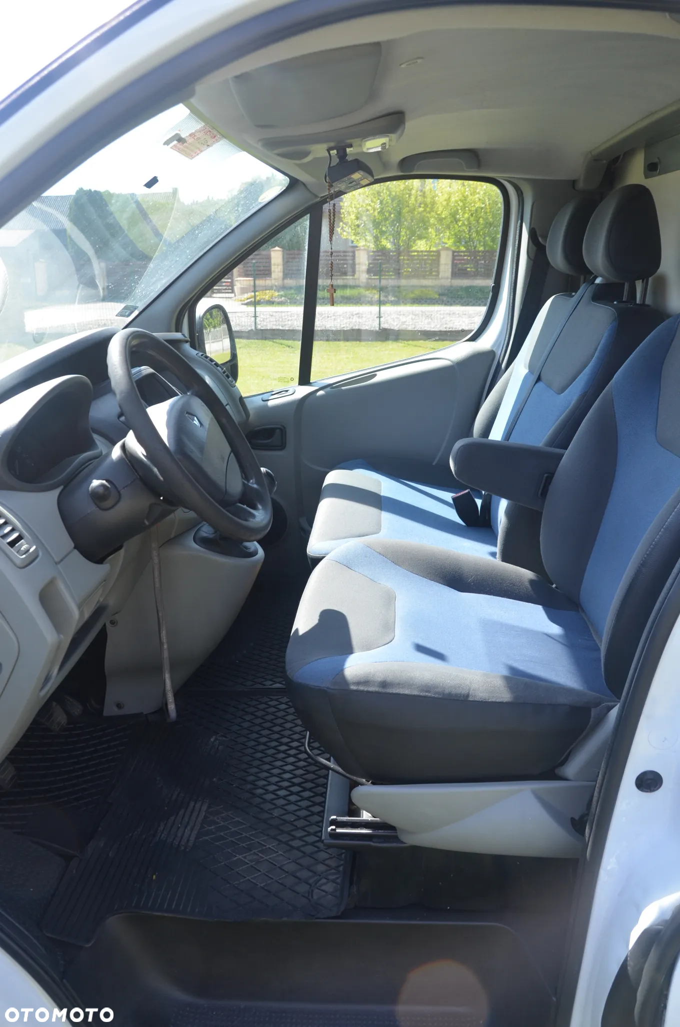 Renault Trafic - 16